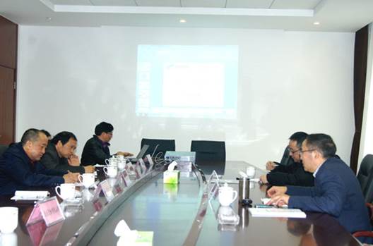 說明: E:\畜科\會議報道\20150122省科技廳副廳長韓忠成赴飼料產研院考察調研\(zhòng)news-2.jpg